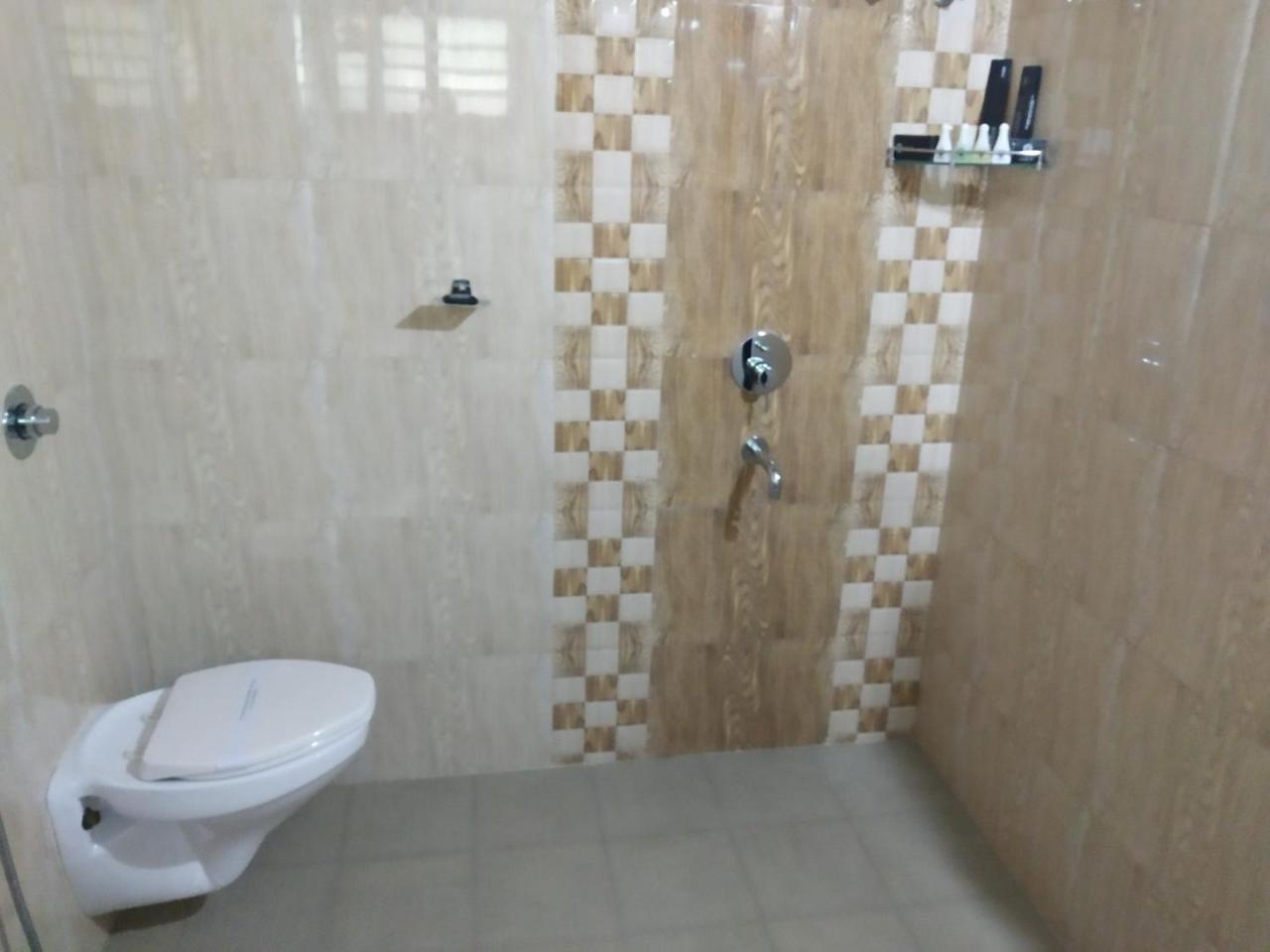 Shoolin Resorts Маніпала Екстер'єр фото